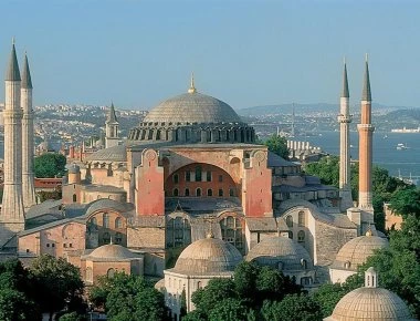 SZ για την Αγιά Σοφιά:Αποφεύχθηκε νέα κρίση μεταξύ Ελλάδας-Τουρκίας